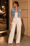 Kadın Açık Mavi Acid Wash Püskül Detaylı Kolsuz Crop Denim Yelek