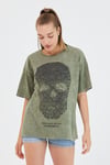 Kadın Parça Boya Baskılı Oversize Basic T-shirt  Haki