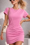 Kadın Pembe Mini Basic Elbise – %100 Pamuk – Rahat Kalıp – Günlük & Şehir Stili
