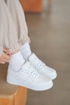 Kadın Beyaz Ortopedik Taban Günlük Sneaker 056