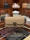 VLNTN ROCKSTUD BEJ (HEMEN TESLİM)