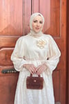 ELBİSEŞifon Elbise Gül Aksesuarlı 1072 Bej