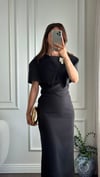 ELBİSEBüşceALİCE SİYAH PELERİN BROŞ DETAYLI ELBİSE