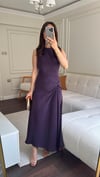 ELBİSEBüşceBÜZGÜ DETAYLI MİDİ ELBİSE MOR