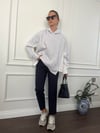 GÖMLEK DETAYLI GRİ SWEAT