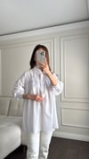 GÖMLEKBüşcePİLELİ SALAŞ GÖMLEK BEYAZ