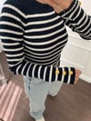 LACİVERT  İNCE ÇİZGİLİ KOL DÜĞMELİ TRİKO