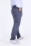 ERKEK PANTALON PİKE KUMAŞ KUŞAKLI-LASTİKLİ BEL DETAYLI