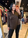 Oversize Halter Yaka Gold Düğme Detaylı Kadın Bluz -Kahve 