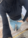 BURGU YAKA SİYAH BLUZ