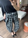 Ekose Desen Kuşaklı Şalvar Pantolon