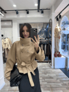 KUŞAKLI DÜĞMELİ BEJ TRENÇ