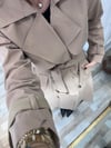 KUŞAKLI TRENÇKOT