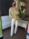 Madonna Yaka Gül Detay Bluz