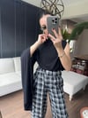 Siyah Balıkçı Yaka Tek Kol Detaylı Bluz