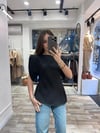 TASARIM  KOL YIRTMAÇ SİYAH BLUZ