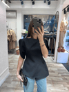 TASARIM  KOL YIRTMAÇ SİYAH BLUZ
