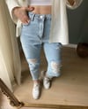 YIKAMALI YIRTIKLI JEAN