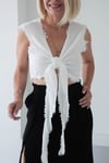006 FOÇA KOLSUZ BAĞLAMALI MÜSLİN CROP BLUZ