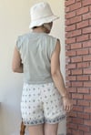 0375 ETNİK DESENLİ, ÖNÜ KAPAKLI, ŞORT