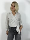2082 BEL BAĞLAMALI, KENDİNDEN ÇİZGİLİ GÖMLEK