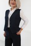 5087 FLATOLU HAVUÇ KESİM PANTOLON-YELEK TAKIM