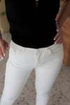 698 PAÇA YIRTMAÇ DETAY JEAN