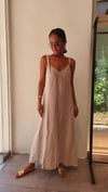 Bej,Broş Detaylı Keten Elbise