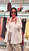 Beyaz Oversize Gömlek