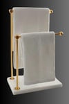 Yaren StyleBanyo dekorasyonunu tamamlayacak şık ve dayanıklı paslanmaz dekoratif havlu & peçete standları yarenstyle.com'da! Mermer ayaklı metal banyo el havluluk kağıt havluluk standı ile banyonuza zarif bir dokunuş katın.Mermer Ayaklı Metal Banyo El Havluluk Kağıt Havluluk Standı