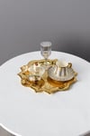 Yaren StyleTek Kişilik Gold Renk Yıldız Paslanmaz Söz Nişan Çeyiz, Kahve, Çay, Dekoratif Sunum Tepsisi 25x25cmTek Kişilik Gold Renk Yıldız Paslanmaz Söz Nişan Çeyiz, Kahve, Çay, Dekoratif Sunum Tepsisi 25x25cm