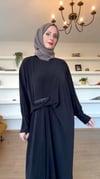 Aplike Tutturmalı Elbise