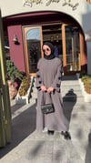 Kolu Çiçek Detaylı Elbise