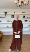 Overlog Dikiş Detaylı Kahve Rengi Elbise 
