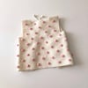 Popcorn Vest, Snow base × candy pink popcorns