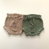 Rococo Bloomer, Mint