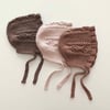 Rococo Bonnet, Mocha