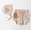 Rococo Bonnet, Natural