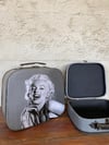 Dekoratif Kutular/DüzenleyicilerDekoratif Kutular/DüzenleyicilerMarilyn Monroe Çanta
N'CREA HomeMarilyn Monroe Çanta
