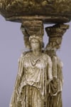 Karyatid Mumluk