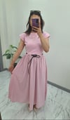 Kemerli elbise pembe
