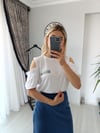 Kol detaylı beyaz basic 