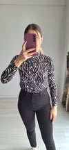 Zebra desenli bluz