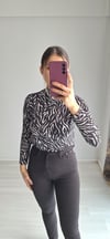 Zebra desenli bluz