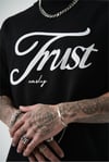 Trust Nakış Detaylı T-shirt
