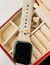 10706 Saat Charm