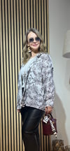 %100 Pamuk Brode Çiçek Desenli Oversize Kadın Gömlek