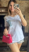 %100 Pamuk Cebi Kot ve İnci Detaylı Pamuk Tişört Slogan ve Varak Baskılı T-Shirt