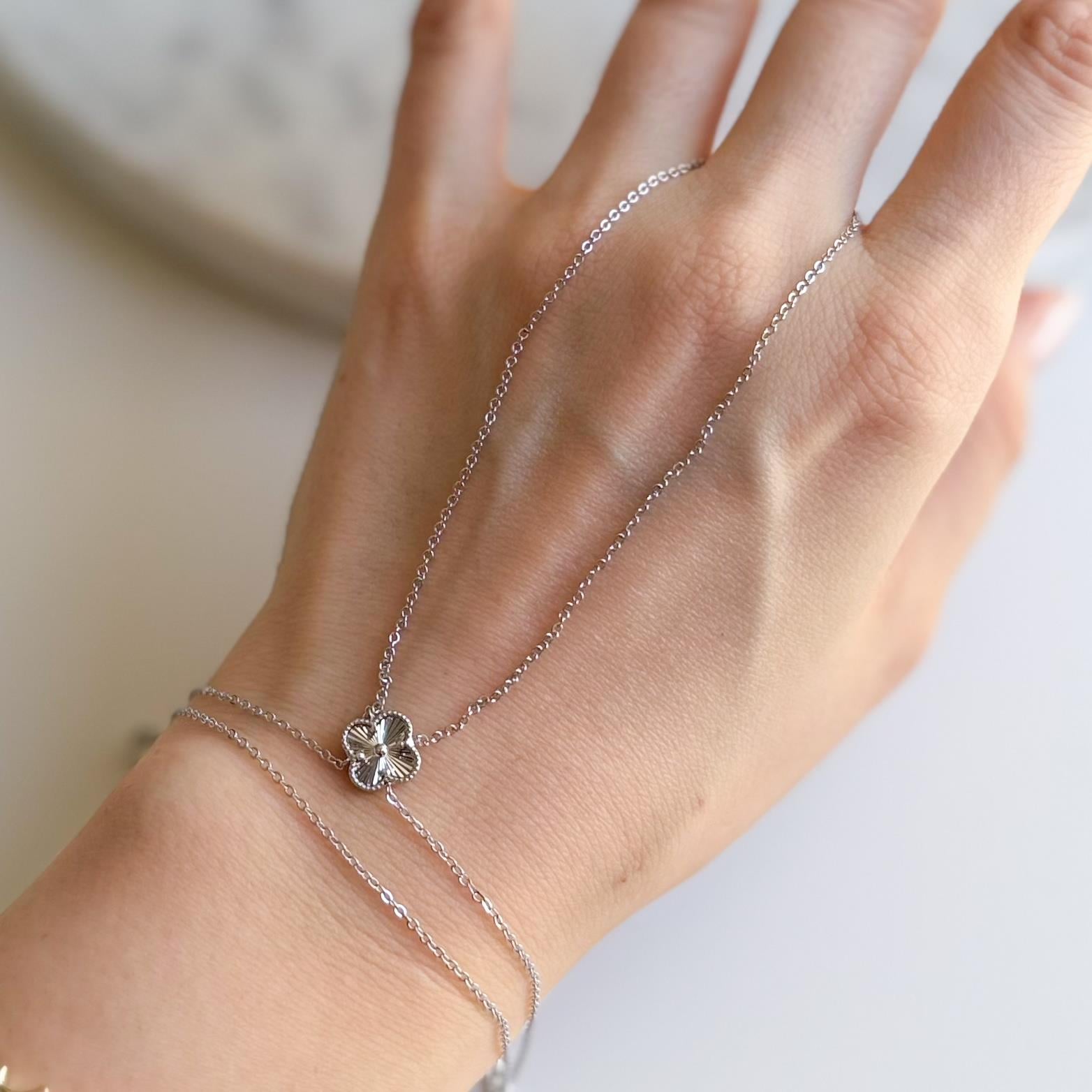 Çelik Yonca Şahmeran