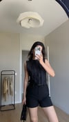 DOKULU KAPALI  DÜGMELİ GÖMLEK BLUZ